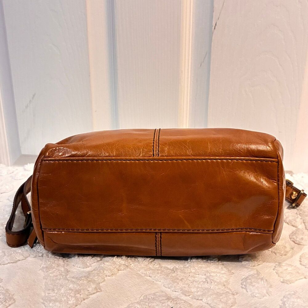 EUC Hobo International Sheila Satchel Cognac Brown Crossbody Handbag - Picture 5 of 10